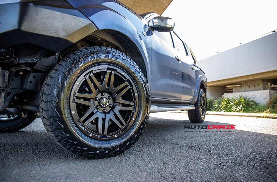 NISSAN NAVARA RAMPAGE SATIN BLACK
